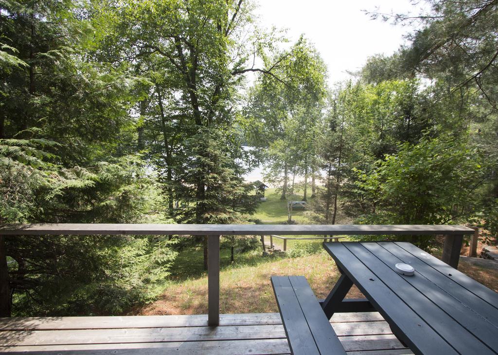 The Pines Cottage Resort Oxtongue Lake Kültér fotó