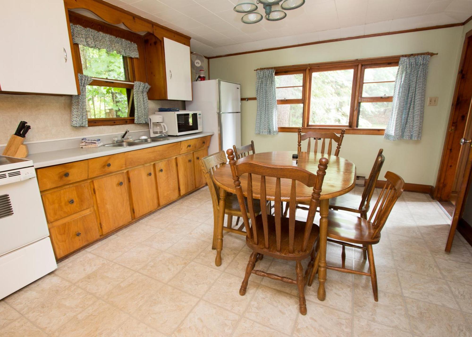 The Pines Cottage Resort Oxtongue Lake Kültér fotó